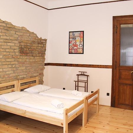 بيت شباب Walking Bed Budapest Downtown الغرفة الصورة